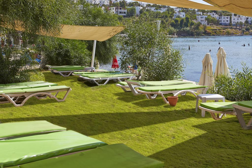 Meteor Beach Hotel Turgutreis Exteriör bild