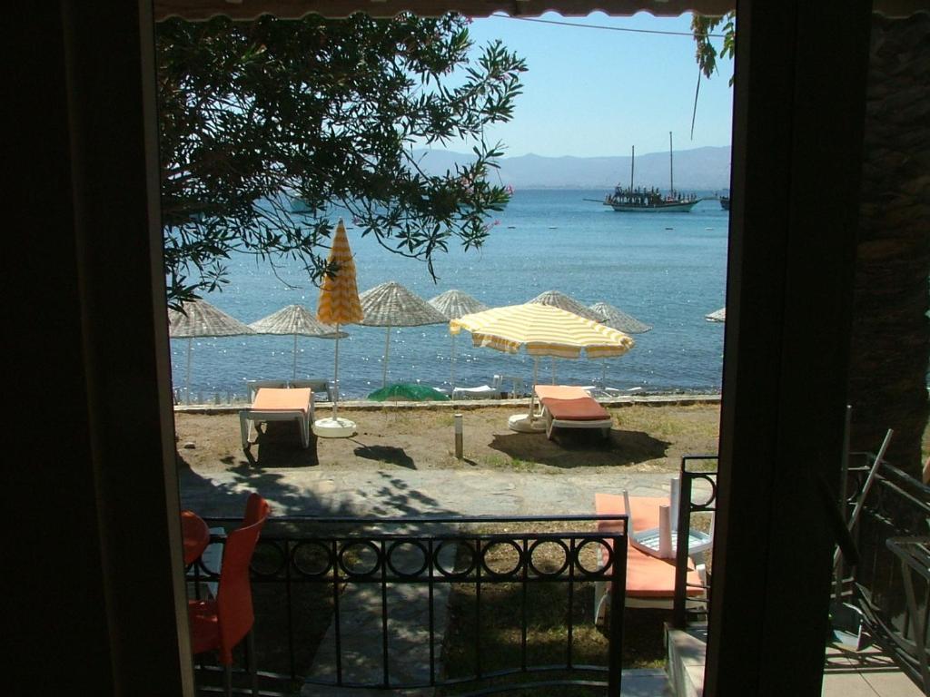 Meteor Beach Hotel Turgutreis Rum bild