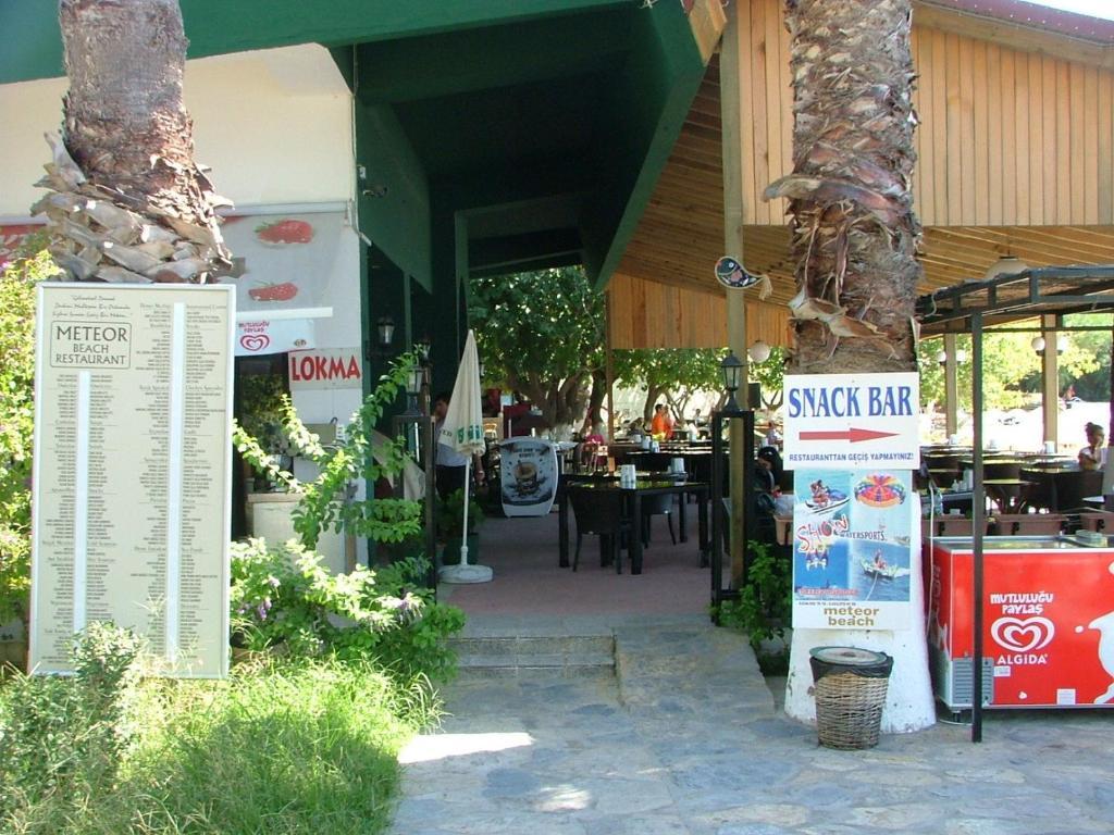 Meteor Beach Hotel Turgutreis Exteriör bild
