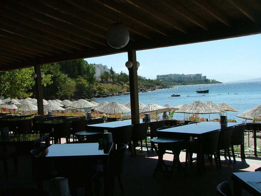 Meteor Beach Hotel Turgutreis Exteriör bild