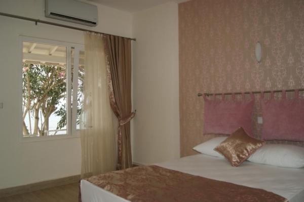 Meteor Beach Hotel Turgutreis Rum bild